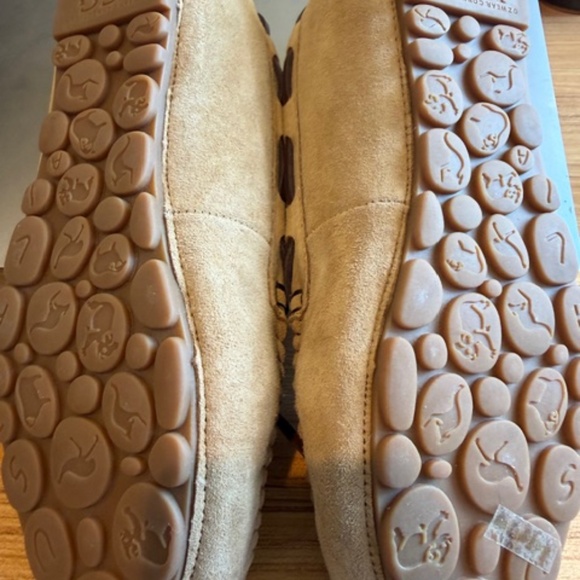 UGG Dakota slipper - Picture 8 of 8